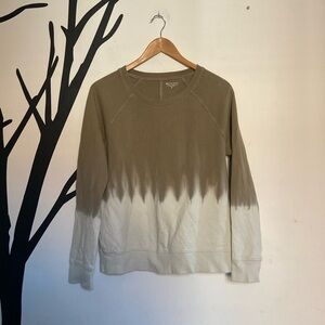 Athleta Sundown Dip olive green and cream tie dye sweatshirt M